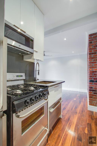 Lexington Avenue - Photo 2