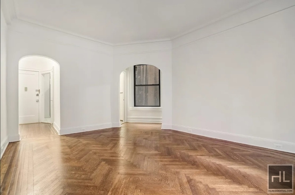 West 72 Street - Photo 0