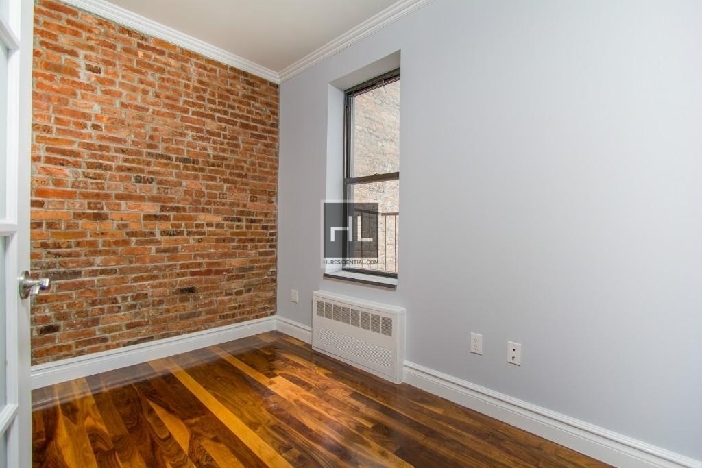 West 103 Street - Photo 3