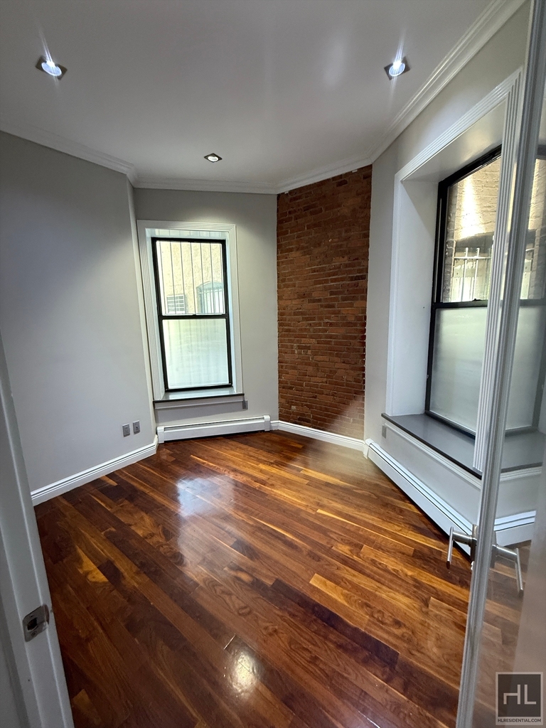 West 103 Street - Photo 5