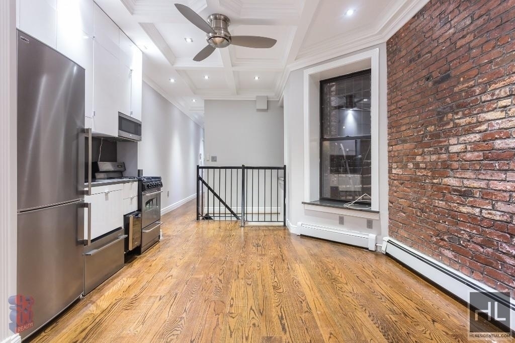 West 103rd Street - Photo 0