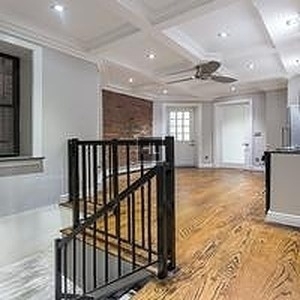 West 103rd Street - Photo 1
