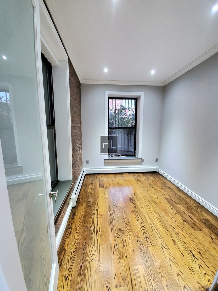 West 103rd Street - Photo 5
