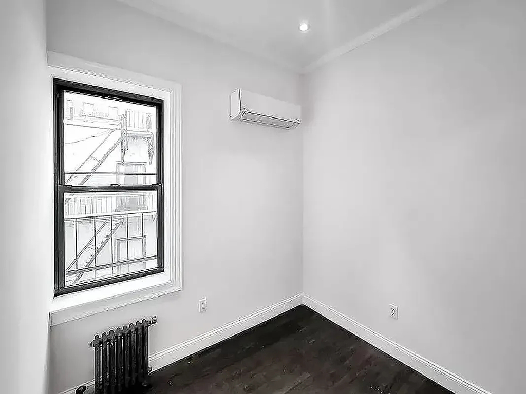 1377 Lexington Avenue - Photo 6