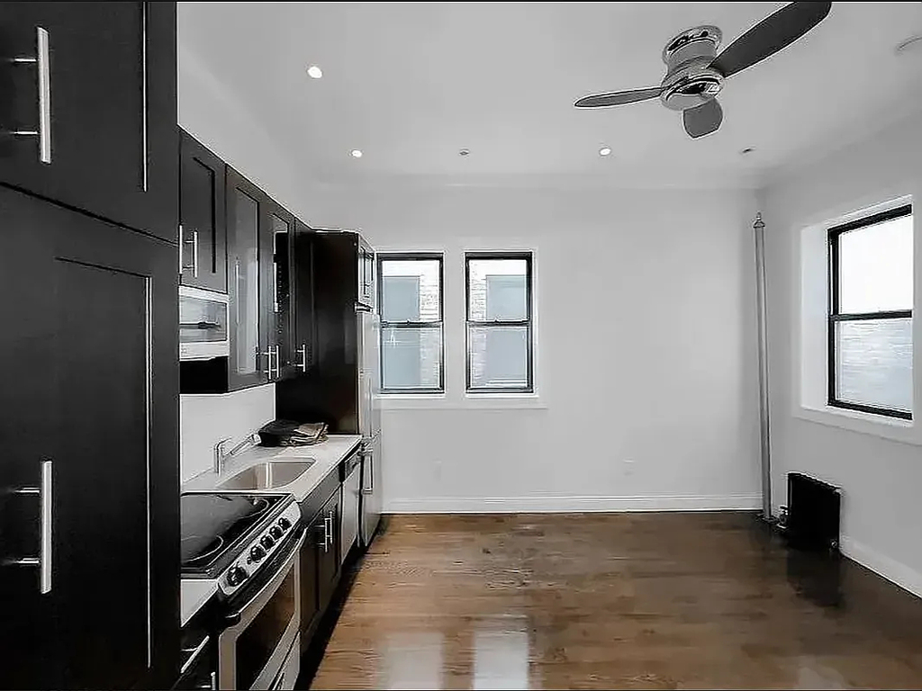 1377 Lexington Avenue - Photo 2