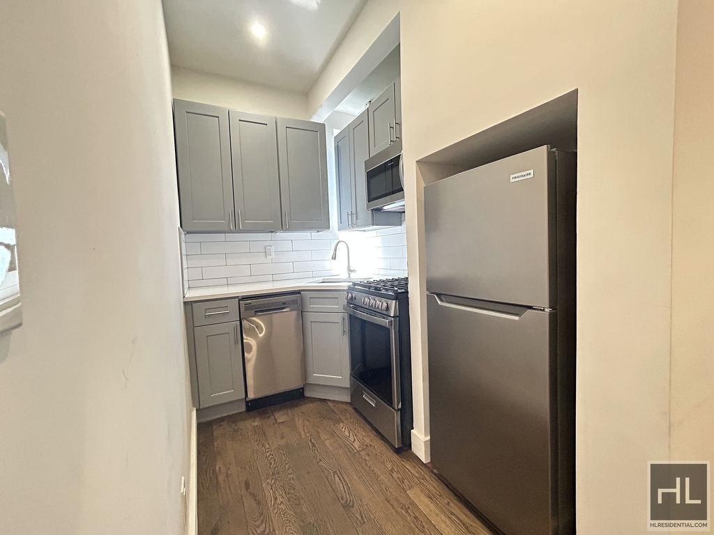 Tiemann Place - Photo 2