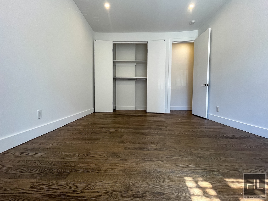 Tiemann Place - Photo 3