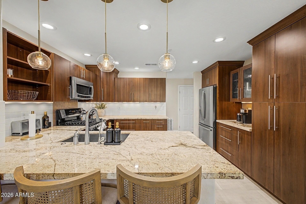 20121 N 76th Street - Photo 4