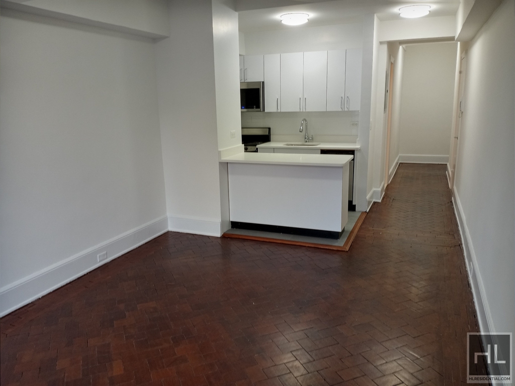 West 73rd Street - Photo 2