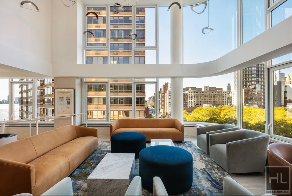1st Avenue - Photo 6