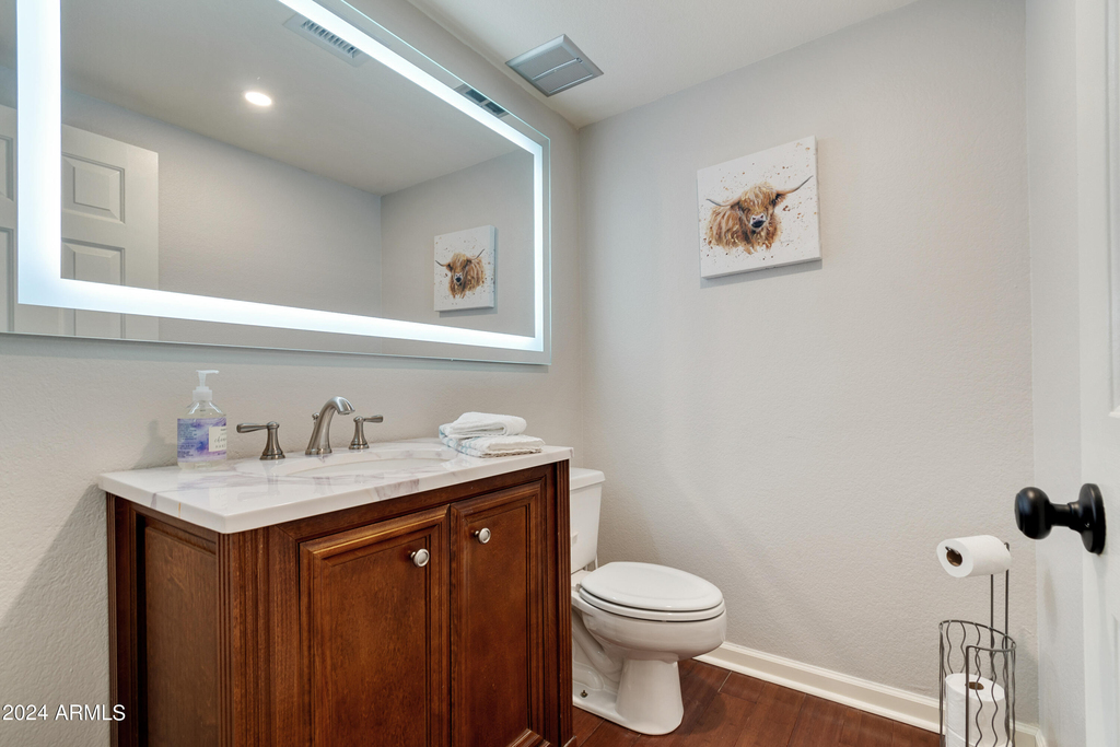 13124 N 94th Place - Photo 10