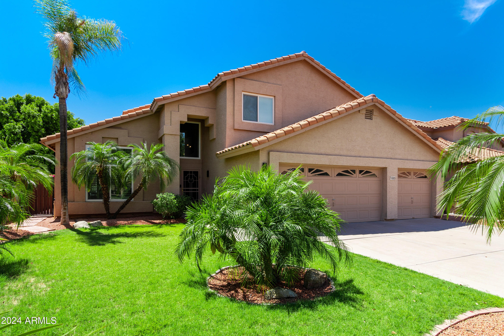 13124 N 94th Place - Photo 4