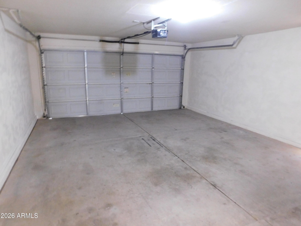 2430 E Fairview Street - Photo 16