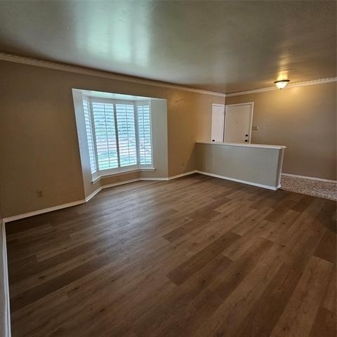 6033 Sandhurst Lane - Photo 6