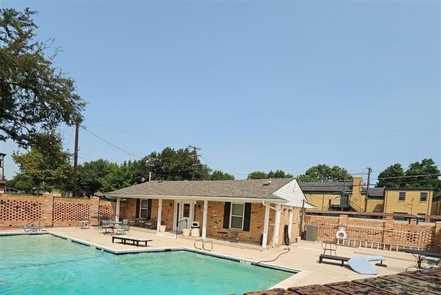 6033 Sandhurst Lane - Photo 31