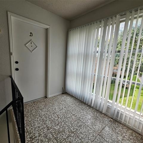 6033 Sandhurst Lane - Photo 2
