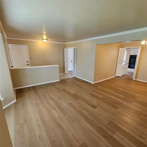 6033 Sandhurst Lane - Photo 18