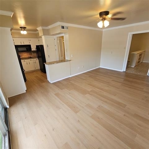 6033 Sandhurst Lane - Photo 8