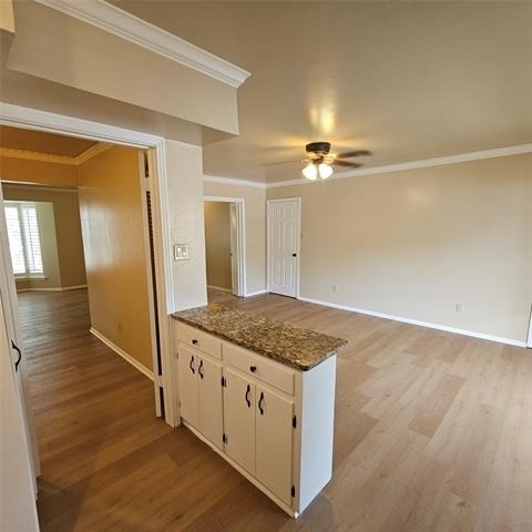 6033 Sandhurst Lane - Photo 16