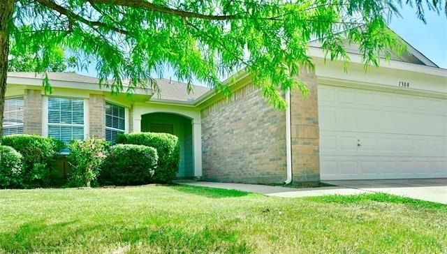 1308 Wenatchee Drive - Photo 1
