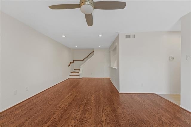 7640 W Greenway Boulevard - Photo 11