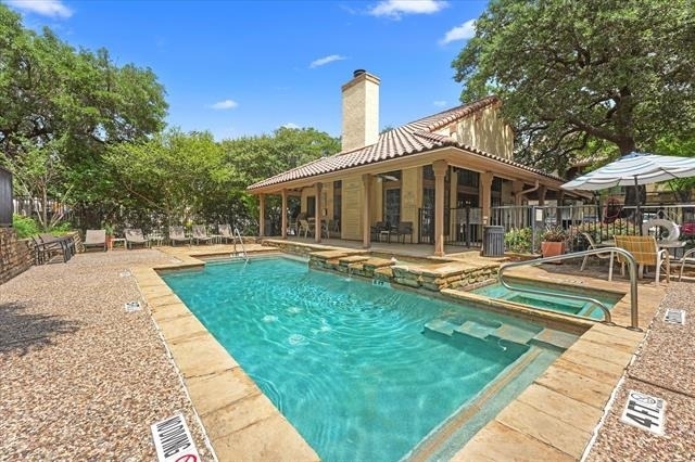 7640 W Greenway Boulevard - Photo 18