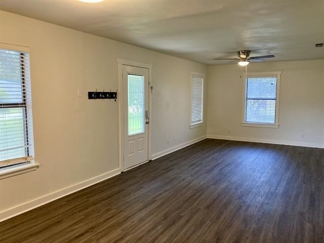 206 E 3rd Street - Photo 4