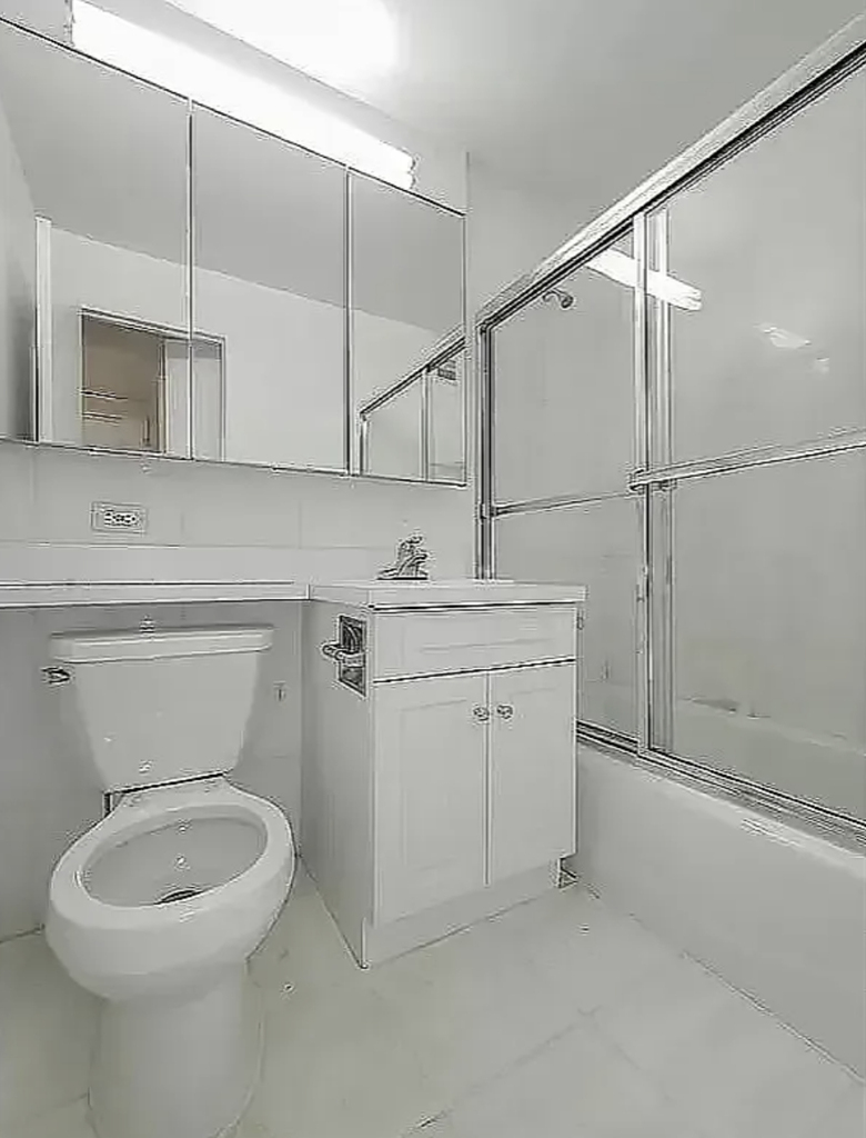  East 46th Street - Photo 4