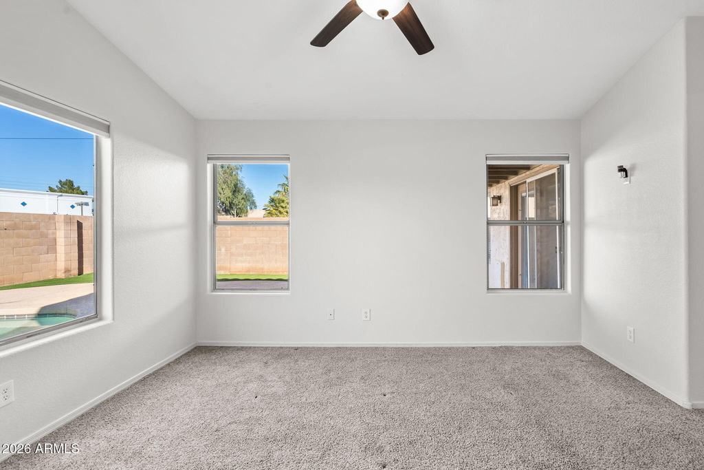 1638 E Barbarita Avenue - Photo 16