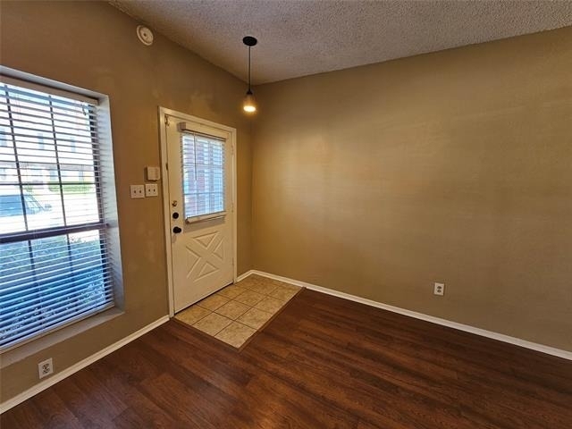 202 Samuel Boulevard - Photo 2