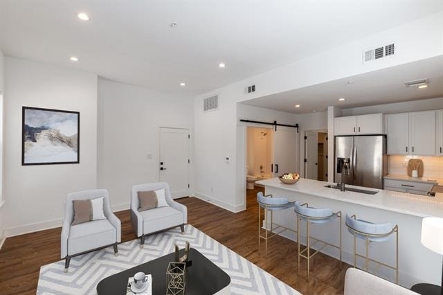 617 N Tyler Street - Photo 2