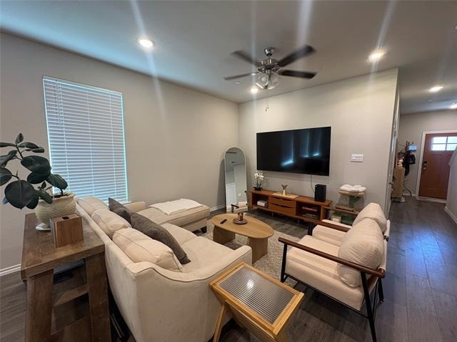 3222 Hampton Drive - Photo 1