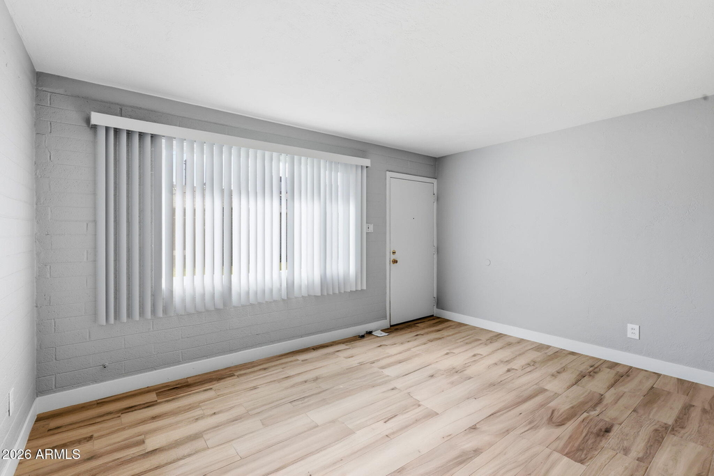 1921 E Osborn Road - Photo 4