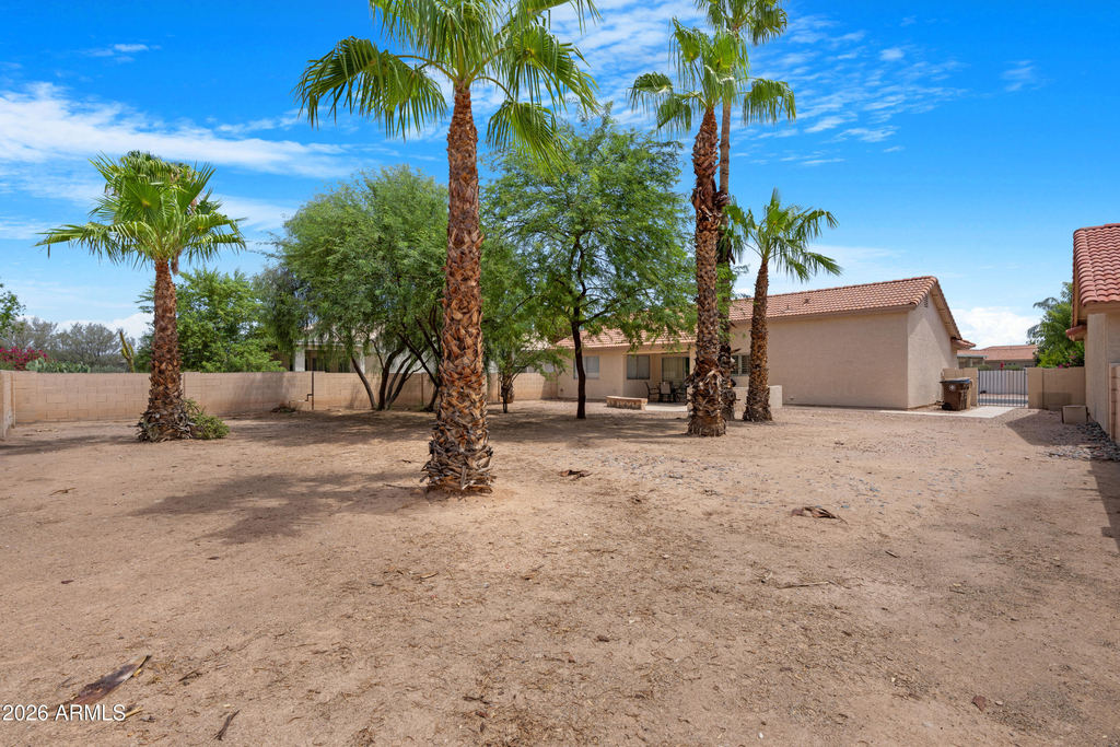 24810 S Foxglenn Drive - Photo 27