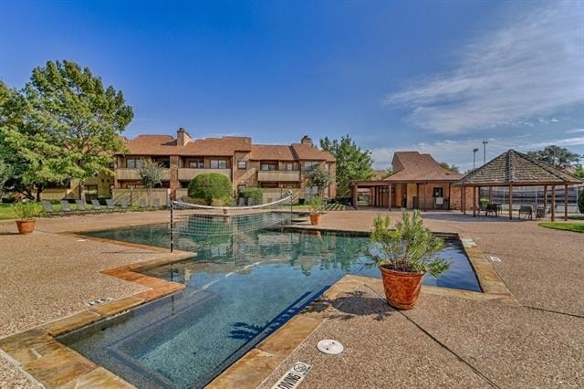 1906 Emerald Place - Photo 32
