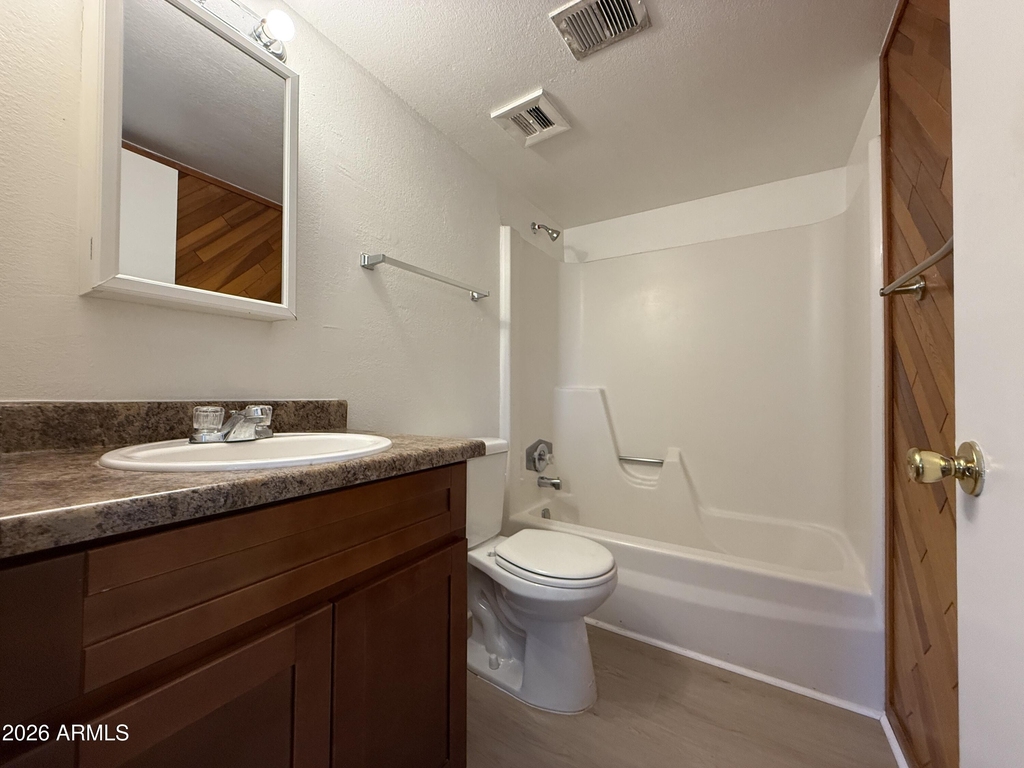 2201 W Belmont Avenue - Photo 1