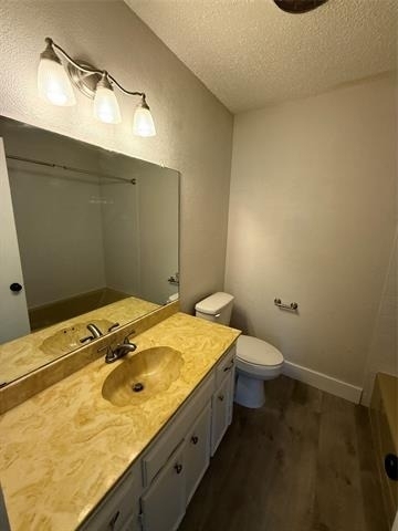 2409 Caprice Avenue - Photo 9