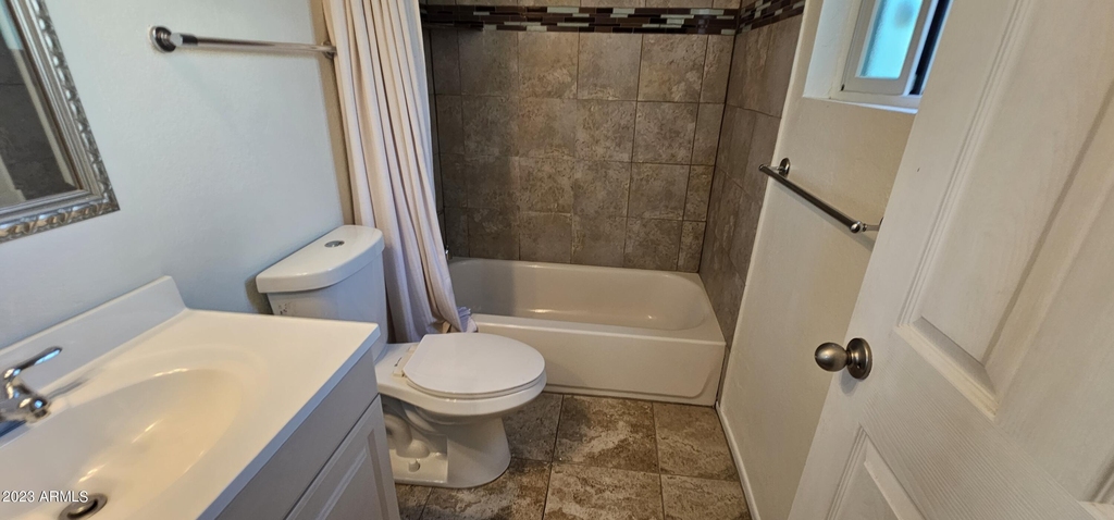 3309 N 70th Street - Photo 11