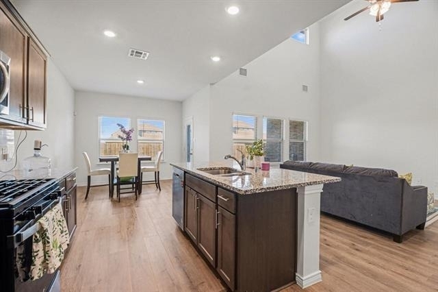 1613 Grand Villa Street - Photo 5