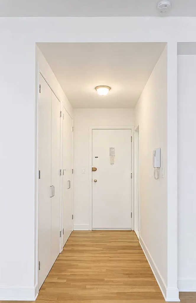 East 12th Street - Photo 2