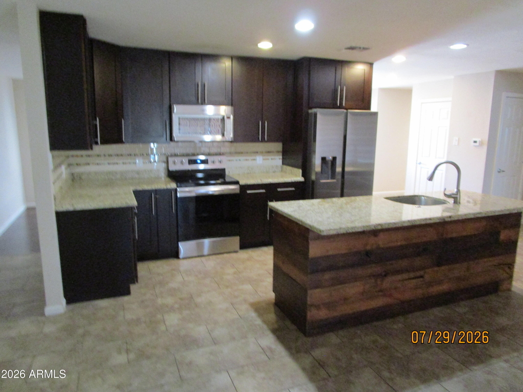 1316 E Donner Drive - Photo 5