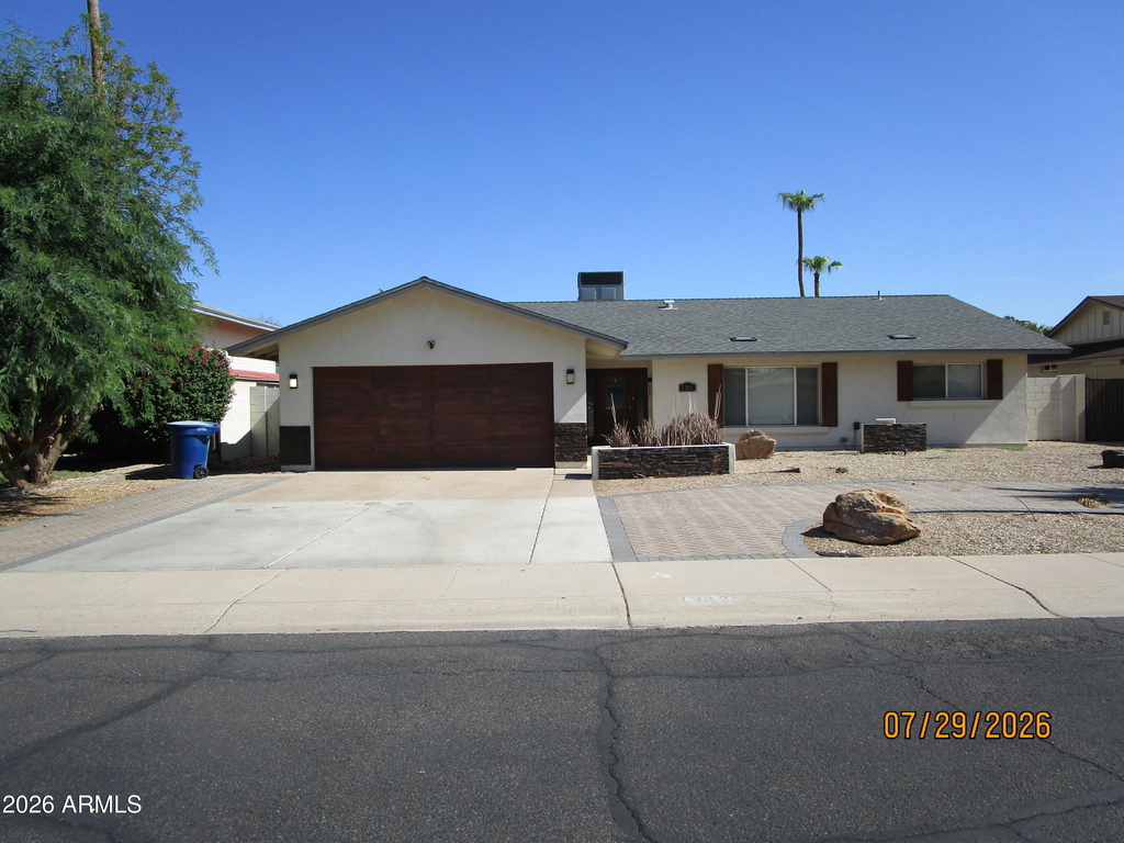 1316 E Donner Drive - Photo 1