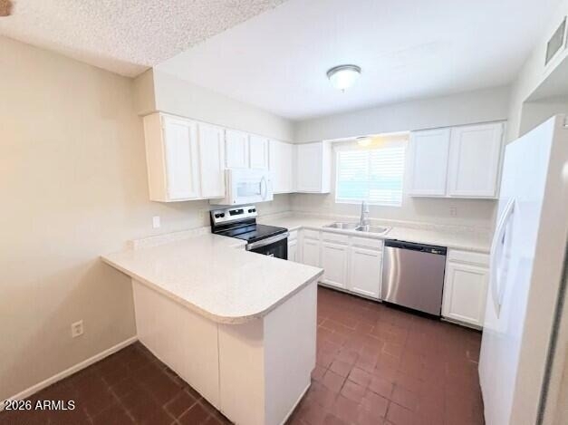 215 N Kachina -- - Photo 3