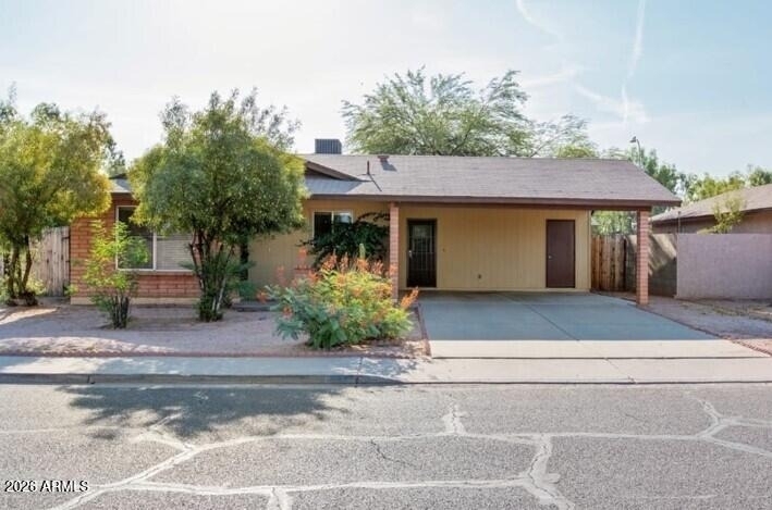 215 N Kachina -- - Photo 0