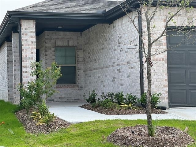 503 Cottagewood Drive - Photo 1
