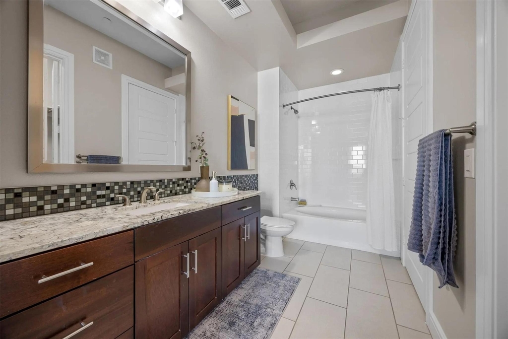 3201 Esperanza Crossing - Photo 6