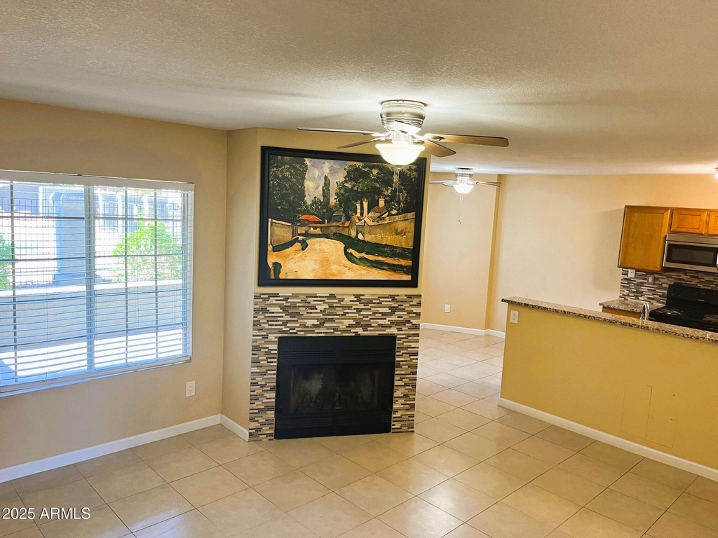 255 S Kyrene Road - Photo 3