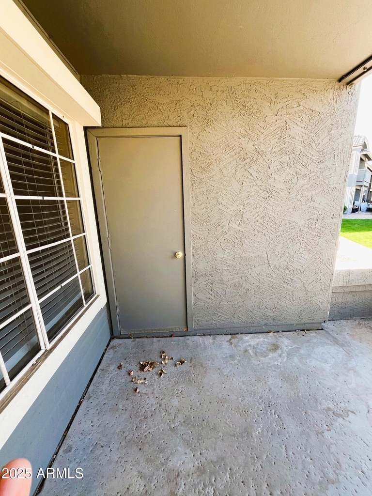 255 S Kyrene Road - Photo 17