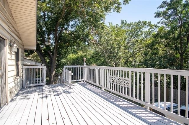2325 Lake Ridge Circle - Photo 8