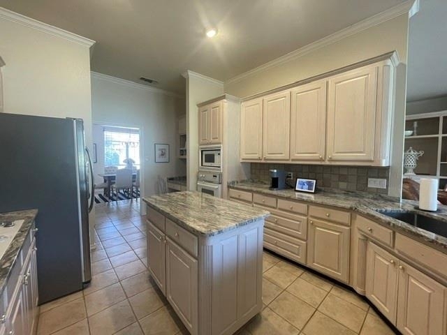 558 Timber Ridge Drive - Photo 8